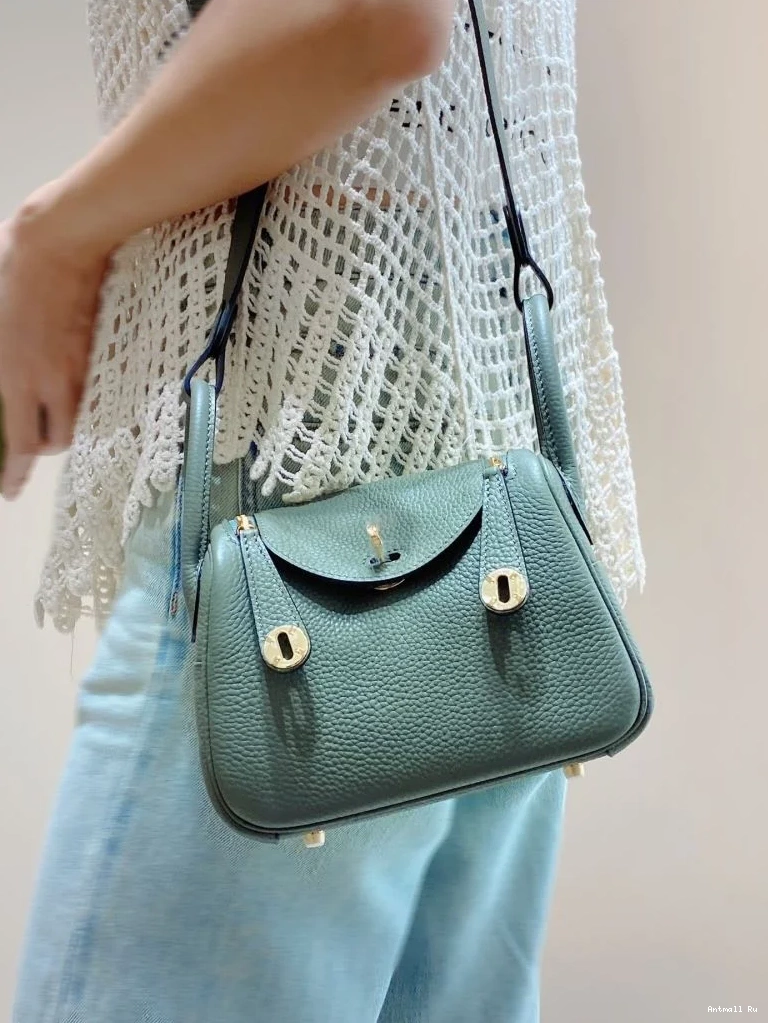 47878 Lindy Hermes Bold Bags 0703